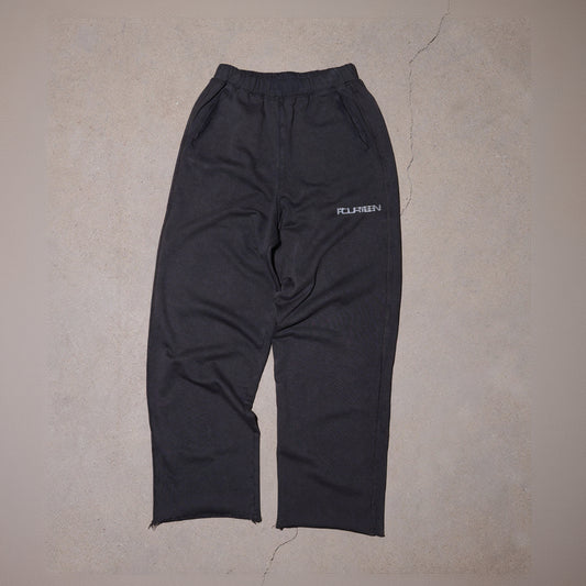 FOURTEEN ESSENTIAL TRACK PANT