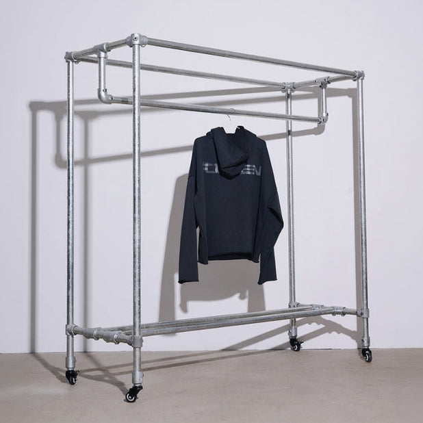 FOURTEEN ESSENTIAL HOODIE