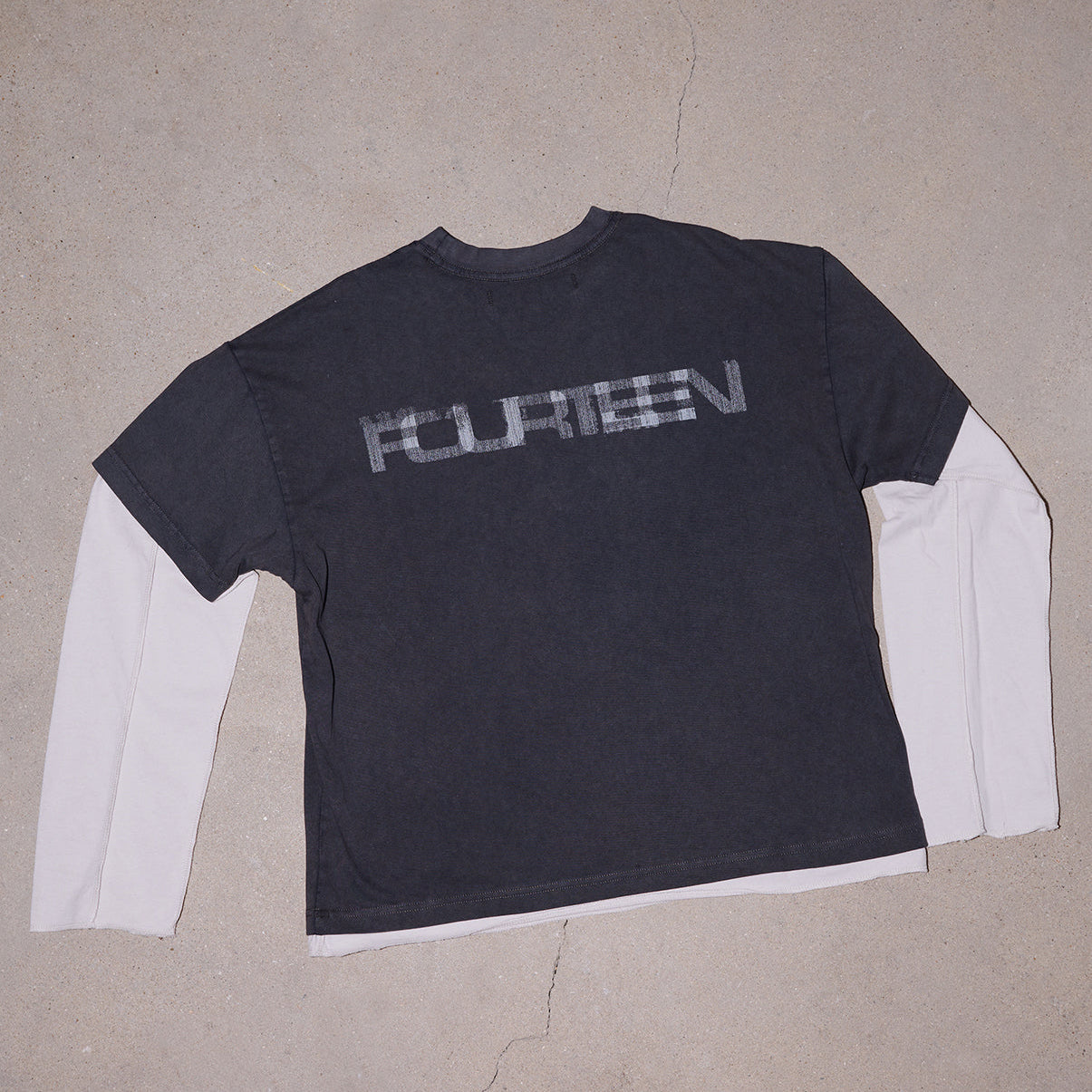 FOURTEEN ESSENTIAL LAYERED L/S