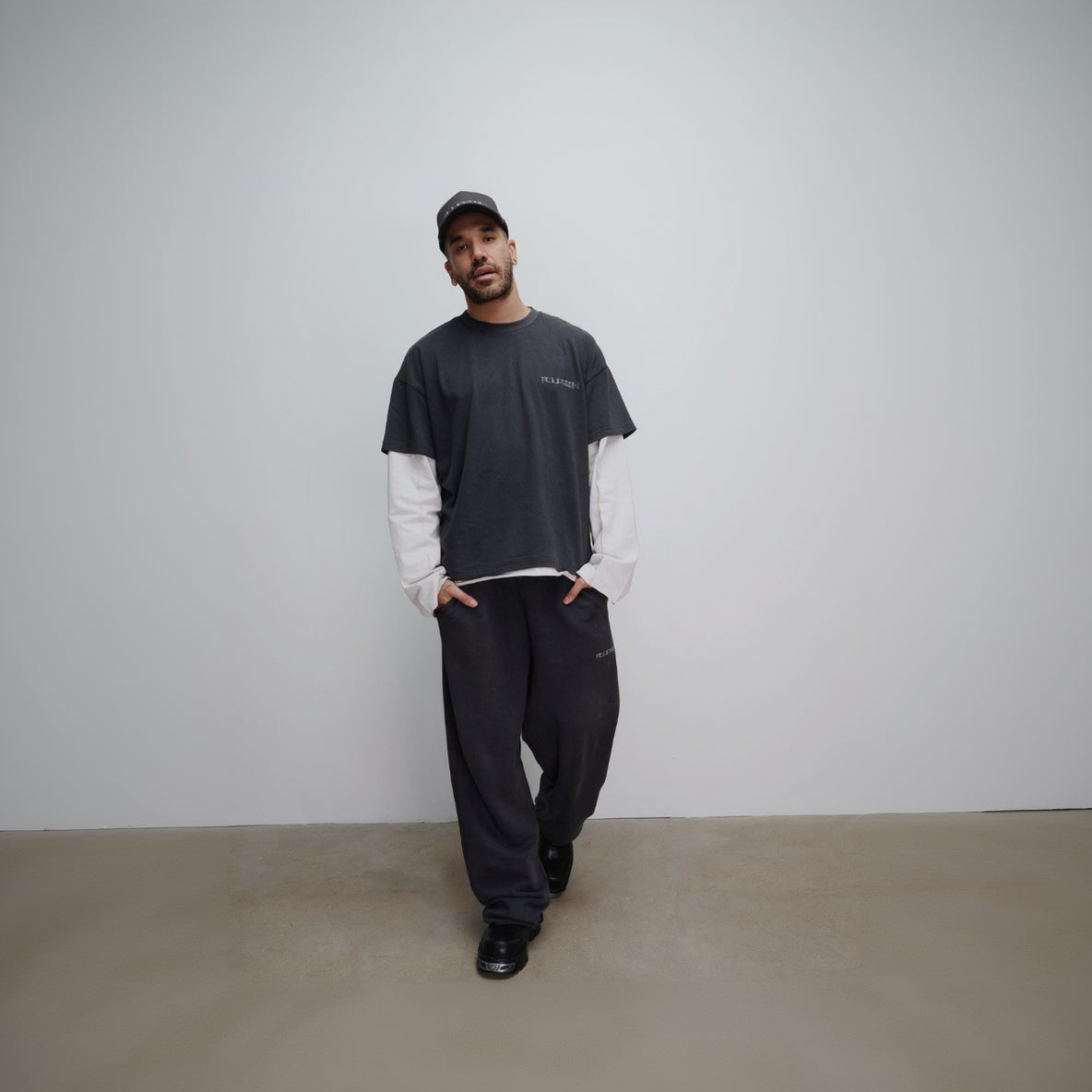 FOURTEEN ESSENTIAL LAYERED L/S