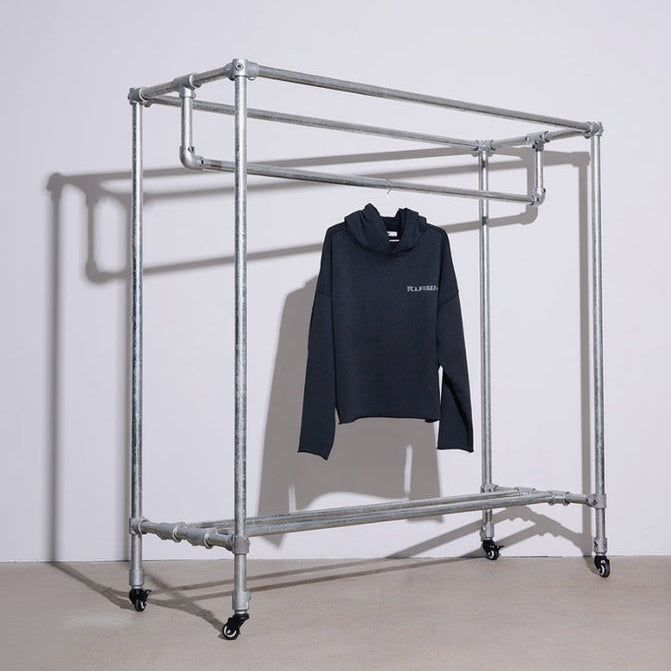 FOURTEEN ESSENTIAL HOODIE